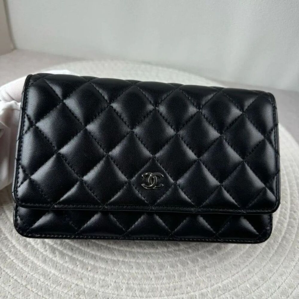 Chanel Women Pre-Loved Bag Very Good Condition
